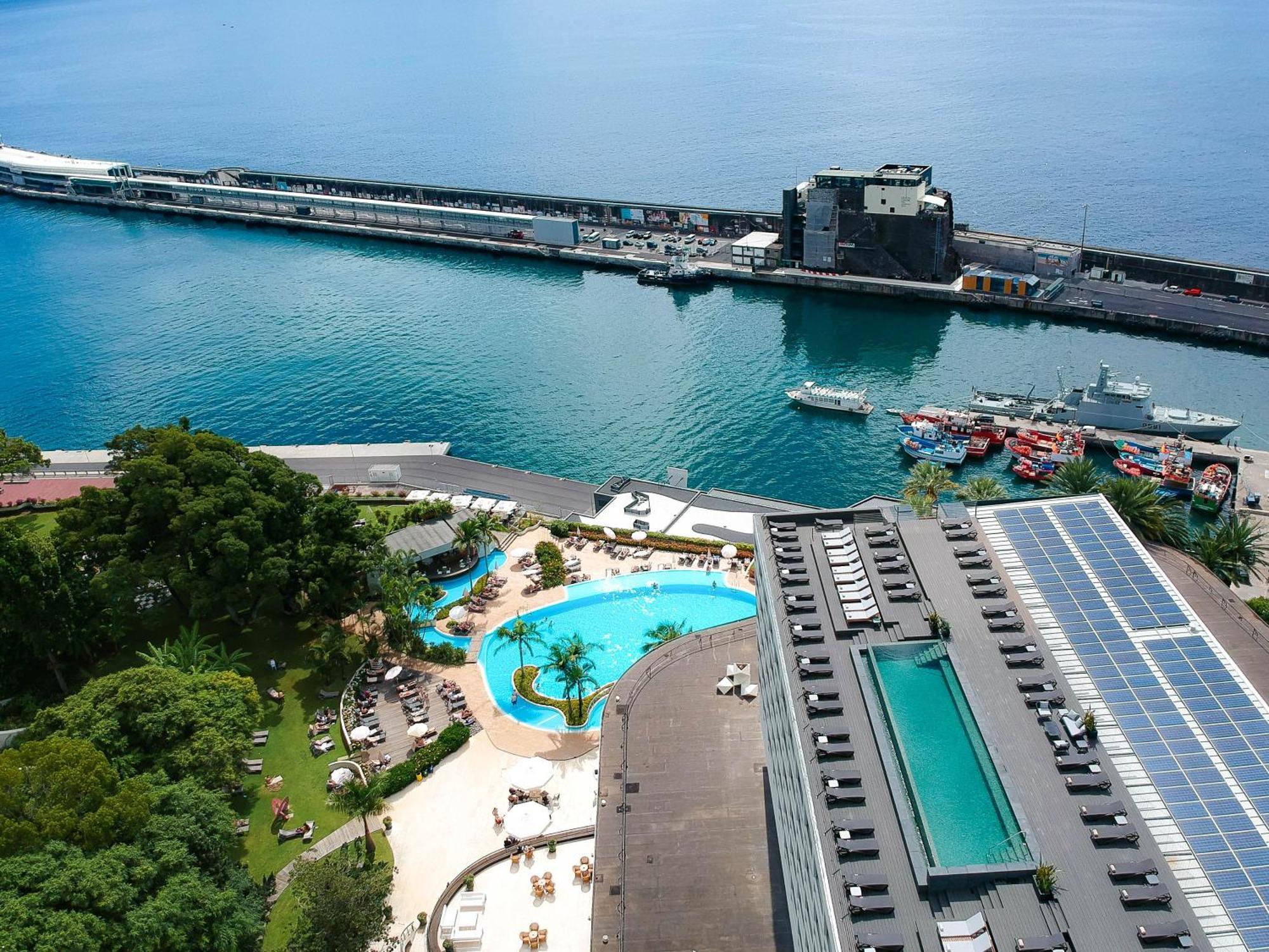 Pestana Casino Park Hotel & Casino Φουνκάλ Εξωτερικό φωτογραφία Aerial view of the hotel