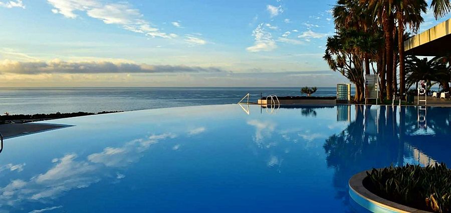 Pestana Casino Park Hotel & Casino Φουνκάλ Εξωτερικό φωτογραφία Infinity pool at the Cape Sun Resort